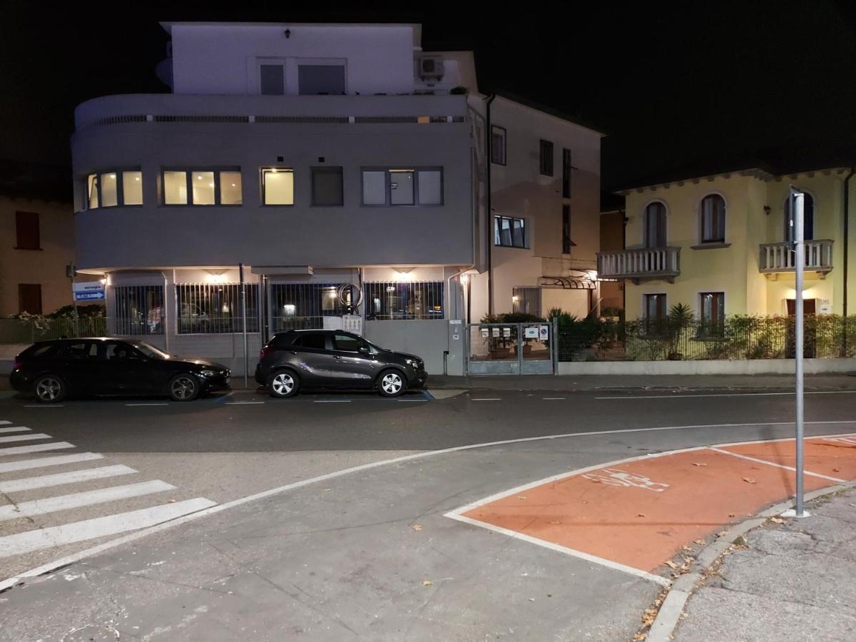 Marconi House Hotel Mestre Exterior photo
